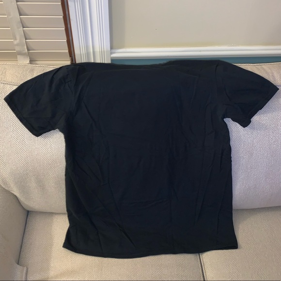 Batman logo men’s graphic tee shirt large 🤟 - Picture 7 of 11